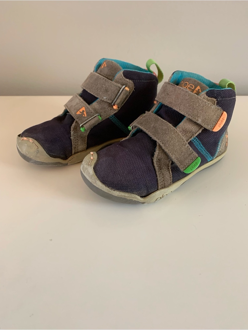 Plae Navy and Gray Toddler Sneaker Boots Max Suede size 9.5